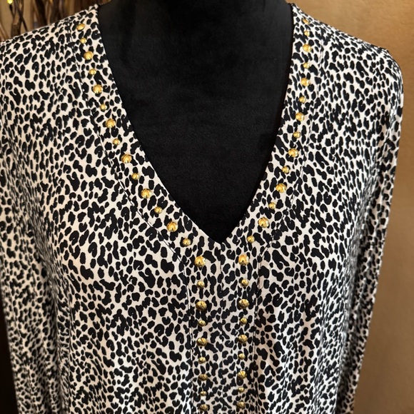 INC International Concepts Women's Printed Studded Top - Picture 8 of 8